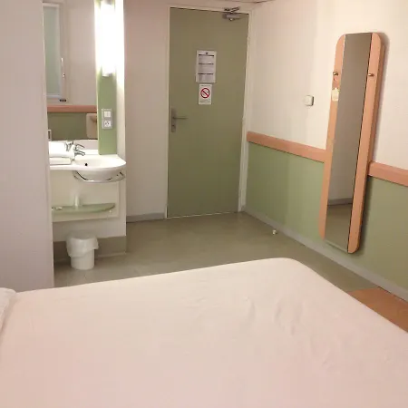 Hotel Ibis Budget Sur Seine N7