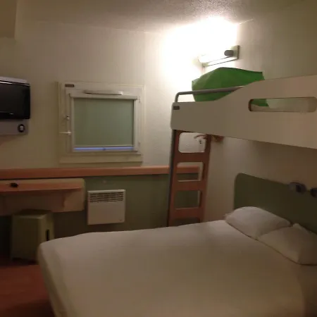 Hotel Ibis Budget Sur Seine N7