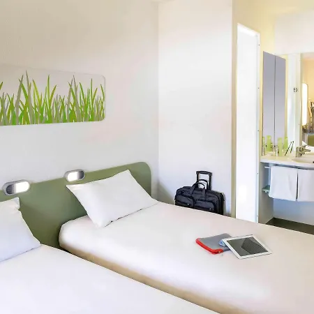 Hotel Ibis Budget Sur Seine N7 2*